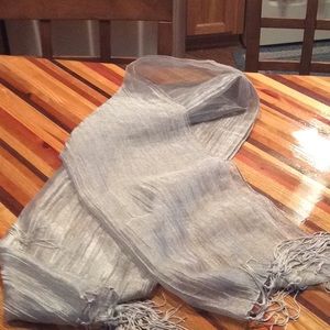 Women’s Silver Metalic Scarf 68 “ long. Like New!
